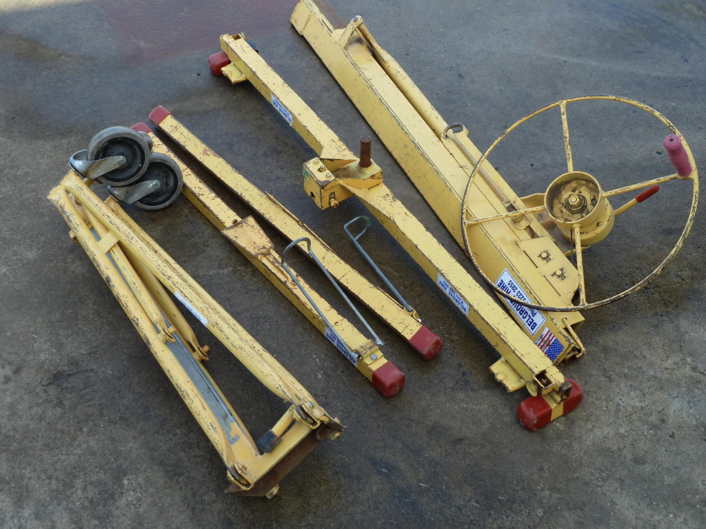 Panel / Plaster Lifters Belgrove Hire