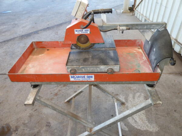 Tile Saw - Electric - Diamond Blade
