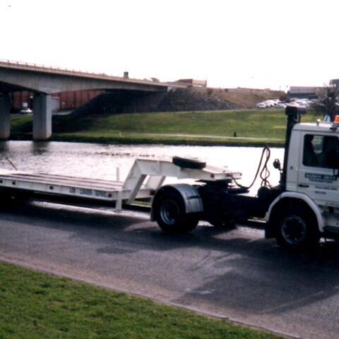 Low Loader – Bogey Axle